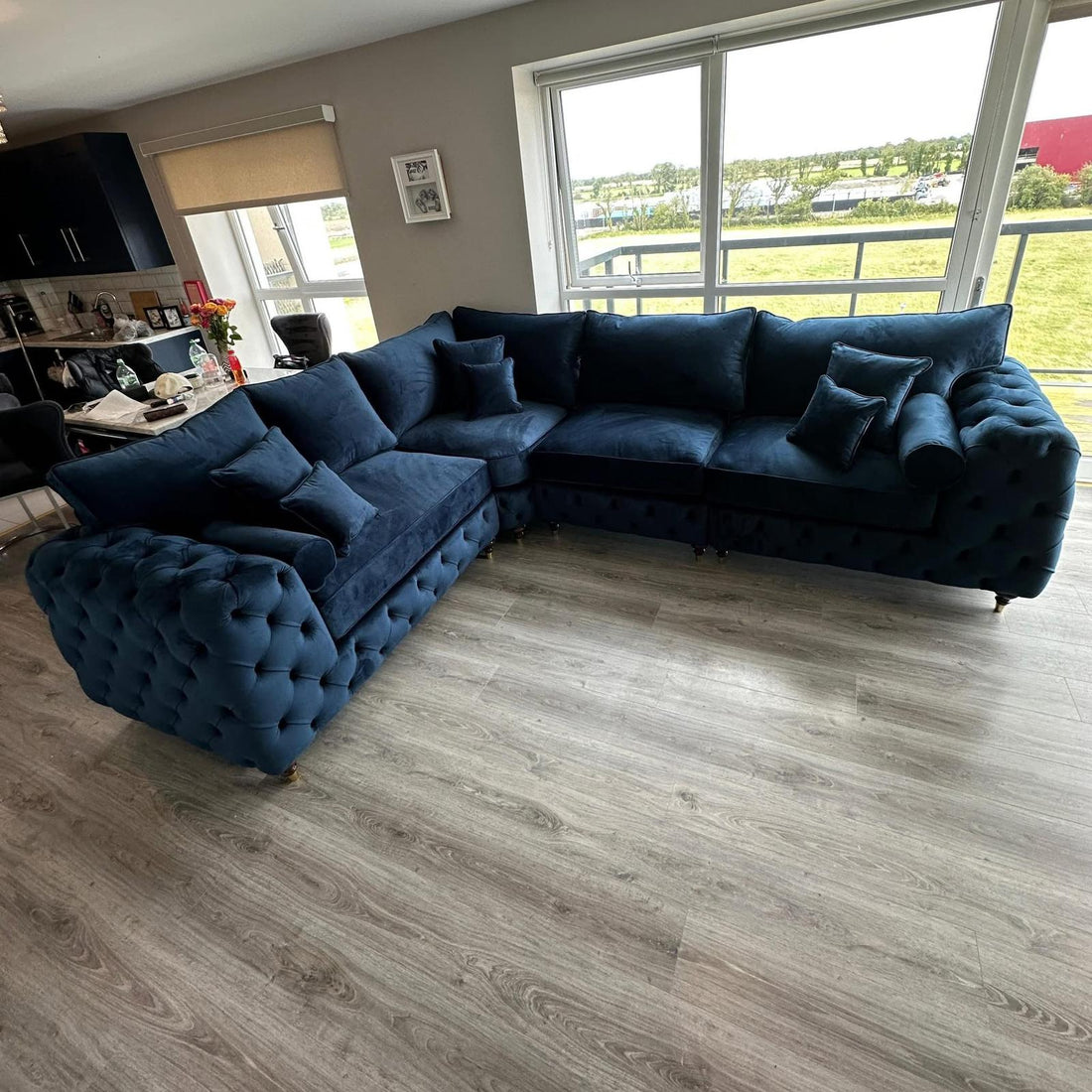 Luxury Chesterfield Corner Sofa | Button Tufted Velvet Upholstery